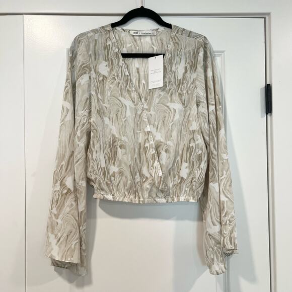 NWT 12th Tribe The Salty Blonde Wrap Blouse‎ Tan and White Size Large - Picture 1 of 7